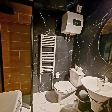 Elisa 20a Center-skopje * סקופיה