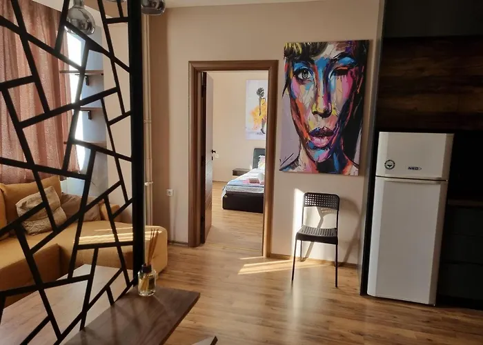 Elisa 20a Center-skopje